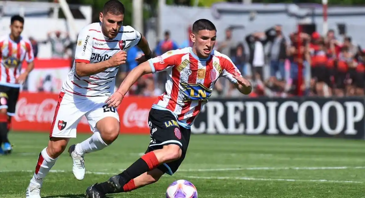 Newell’s y un pólemico empate contra Barracas Central