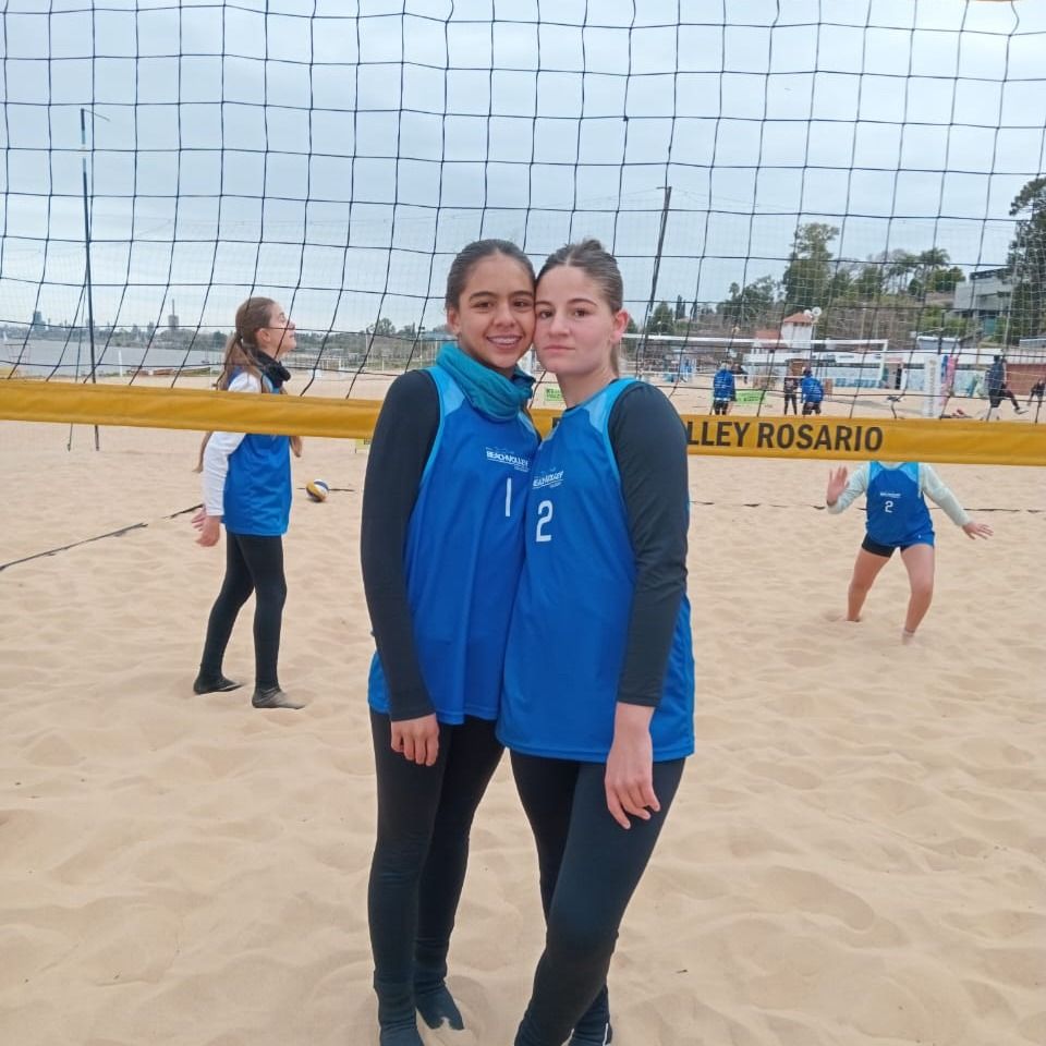 Amparo Jacob y Albertina Repetto