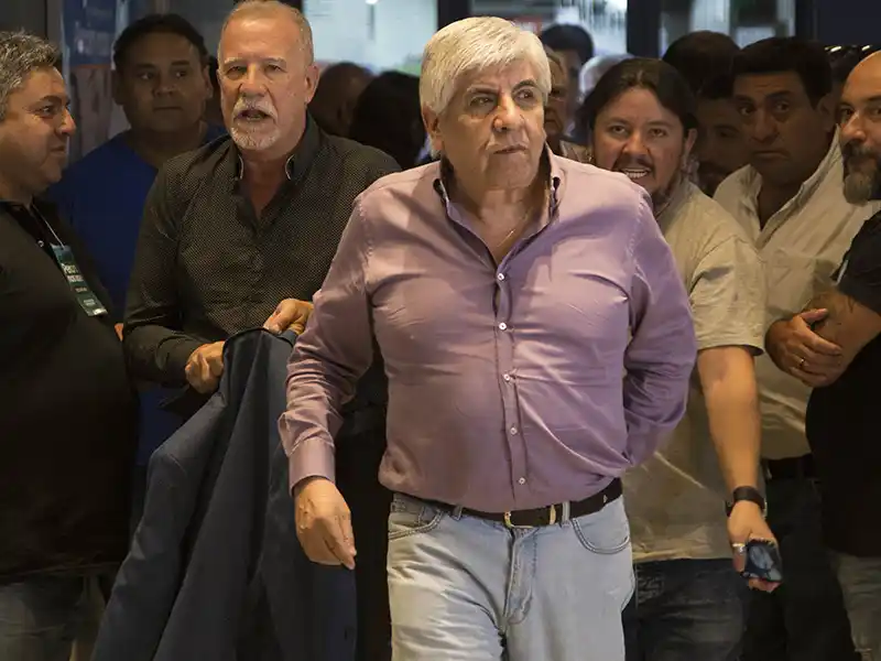 Hugo Moyano cruzó a la CGT por no exigir un bono de fin de año:”Es un error”