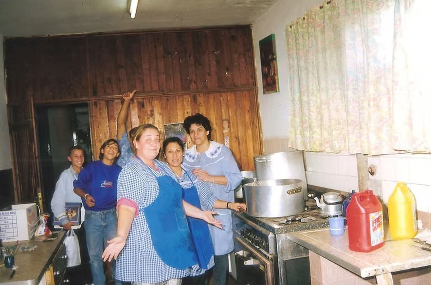 Qué se desayuna y almuerza en una escuela bonaerense