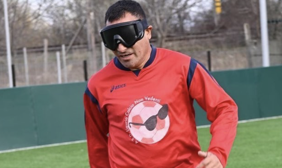 Fútbol: Silvio Velo volvió a Europa y debutó con una goleada