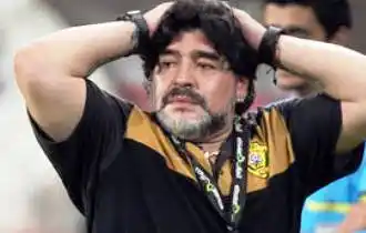 Ahora, Diego quiere dirigir en Uruguay