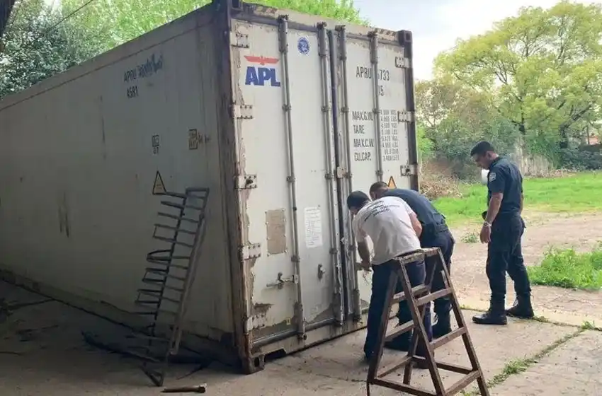 Recuperan 30 toneladas de langostinos que habían sido robadas por piratas del asfalto