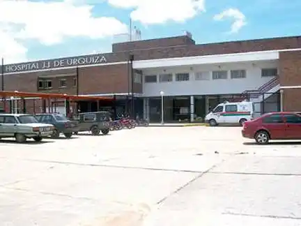 Un hombre está grave tras sufrir un accidente mientras podaba eucaliptos