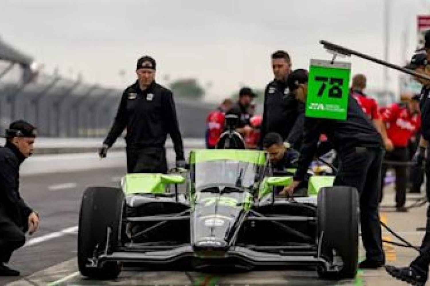 Canapino comenzó con los entrenamientos para la Indy 500