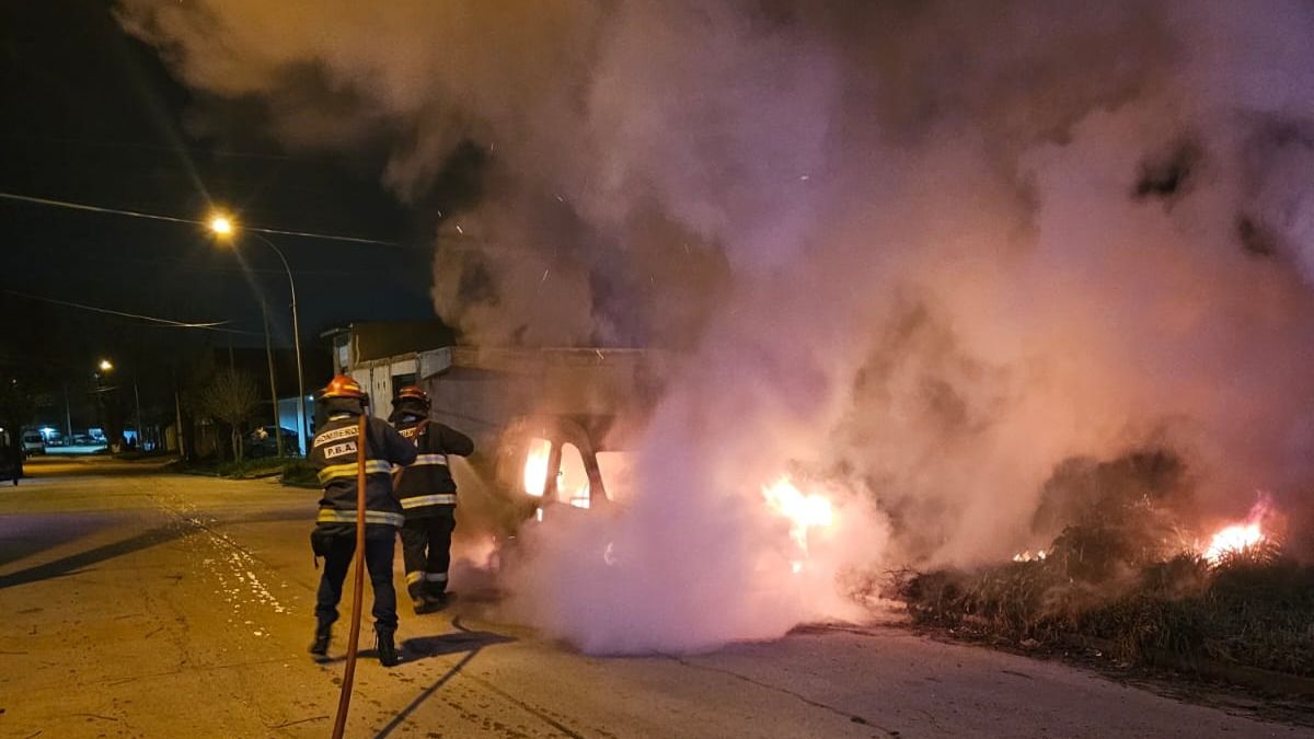 Imágenes del Cuartel Central de Bomberos interviniendo el hecho