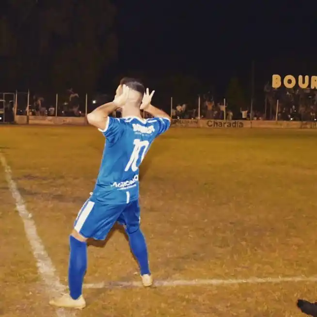 Domingo perfecto: ganaron Deportivo, Juventud Urdinarrain y Central Larroque