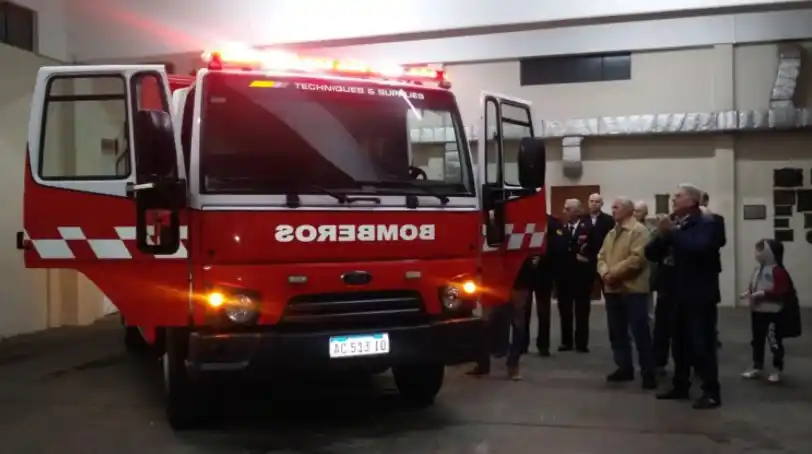 Coronel Suárez: Por primera vez los bomberos voluntarios incorporan mujeres