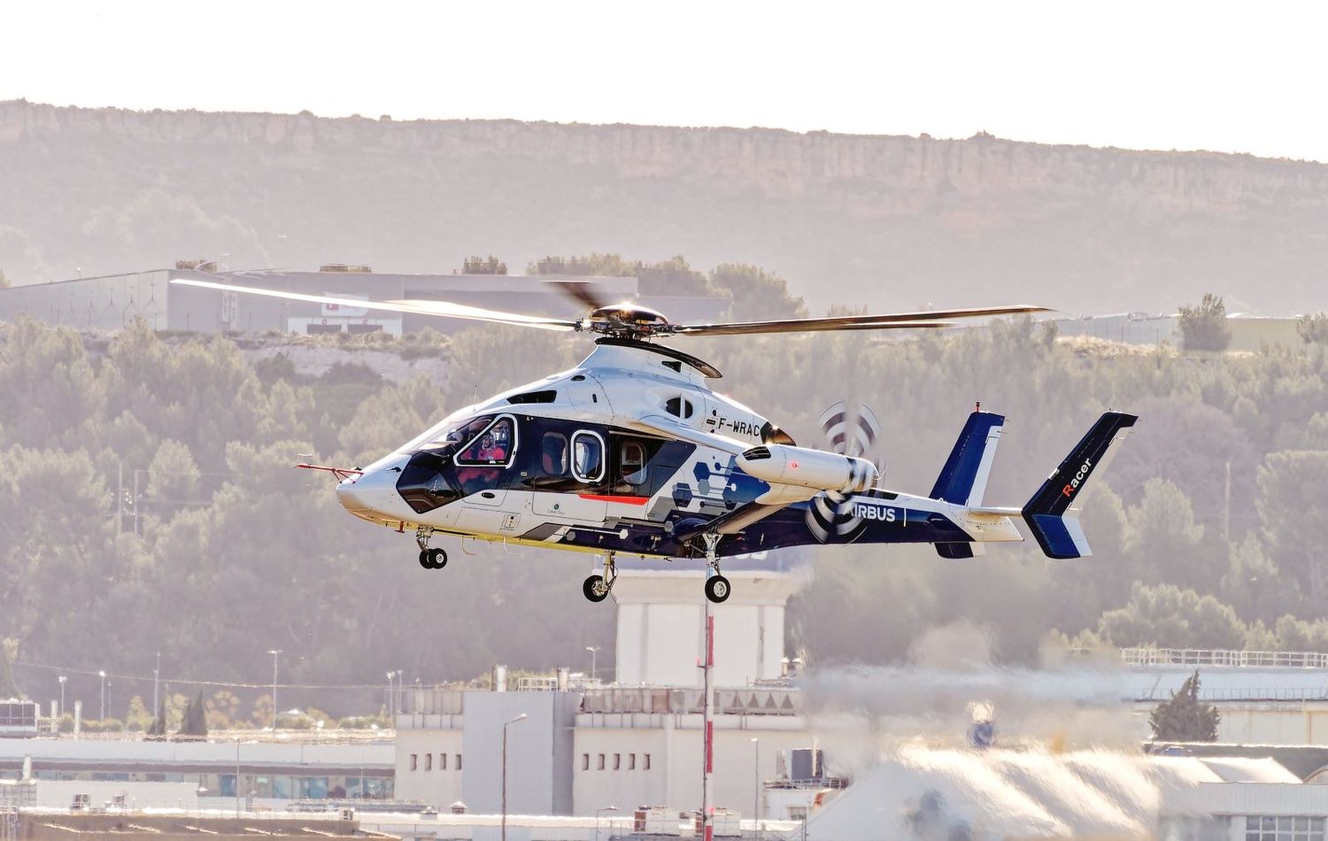 Racer en el aire: el helicóptero demostrador de alta velocidad de Airbus realizó su primer vuelo