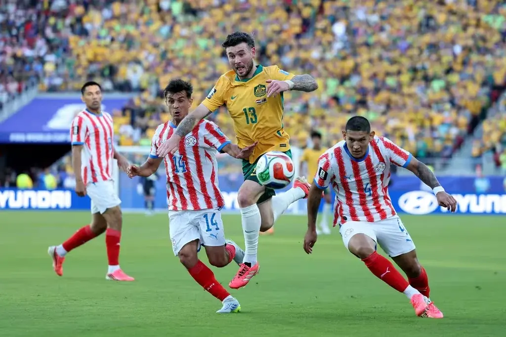 Paraguay empató con Australia y mantiene viva la ilusión de clasificar