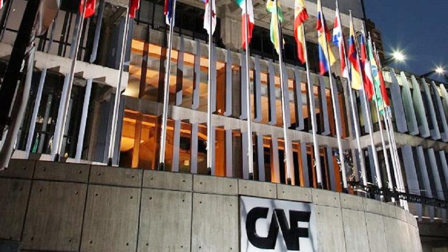 La CAF aprobó financiamiento puente de US$960 millones  para que Argentina le pague al FMI