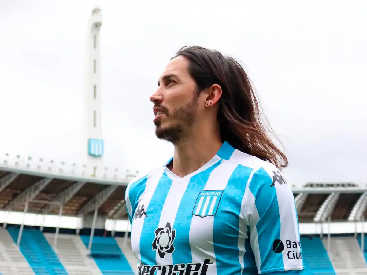 Ezequiel Schelotto, el primer refuerzo de Racing