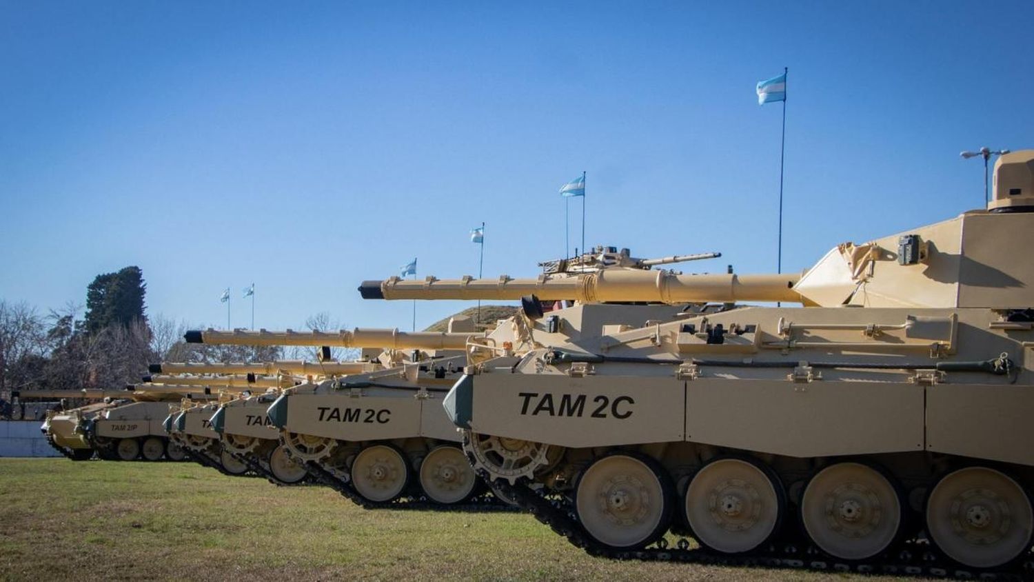 La Primera Brigada Blindada recibió sus primeros tanques modernizados TAM 2C-A2