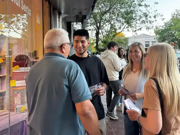 Agustín Pellegrini: "Caren Tepp es una comunista que quiere traer el chavismo a Argentina"