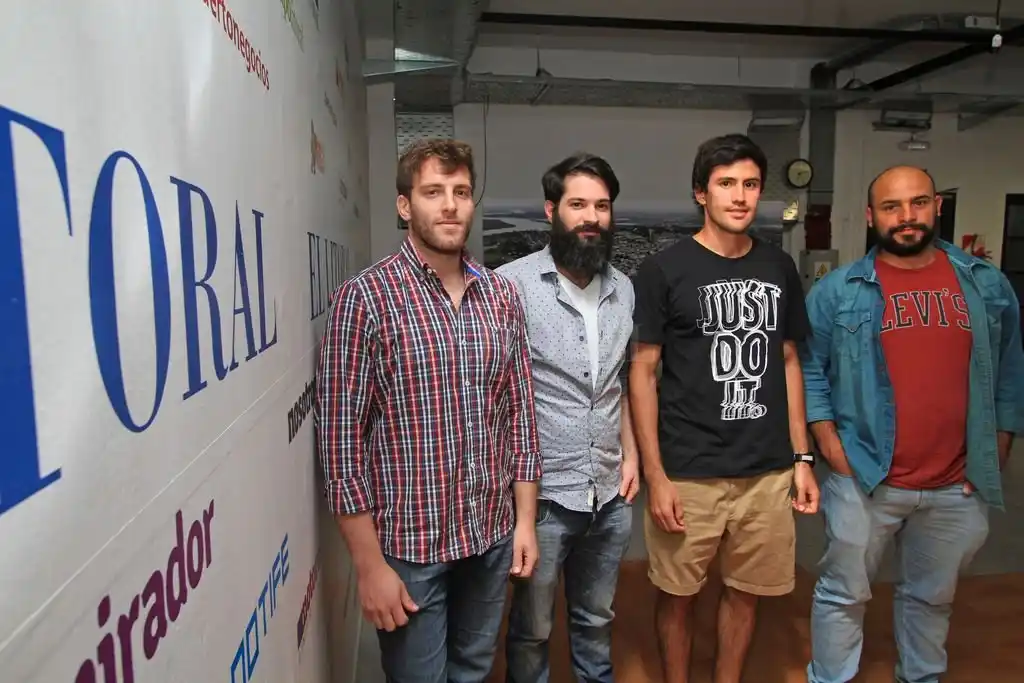 Alumnos de Diseño Industrial desarrollaron una plataforma de producción y almacenamiento de leche