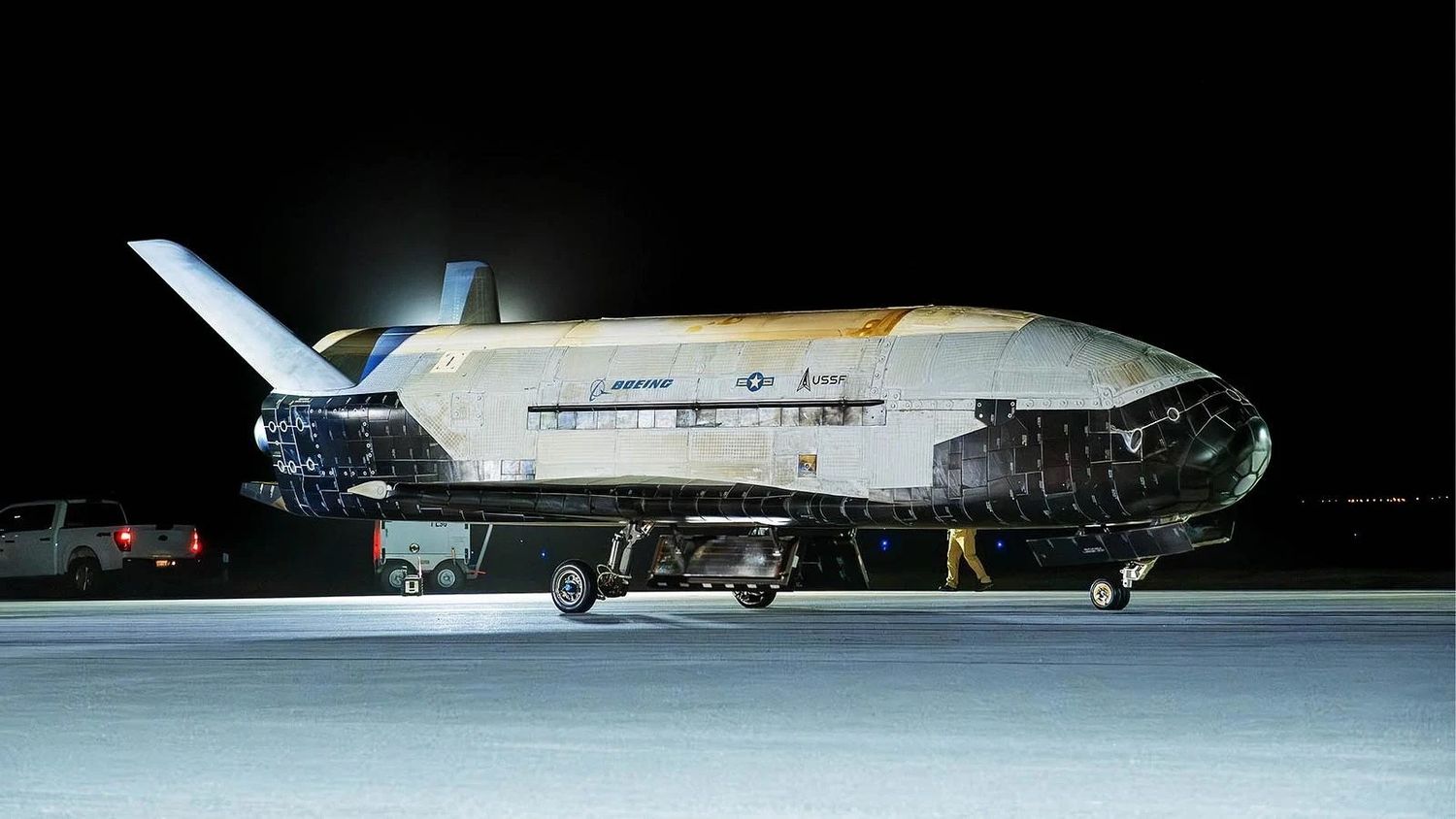 En su octava misión en el espacio, el X-37B probará sistemas de comunicación y navegación experimentales, esenciales para la estrategia de dominio espacial norteamericano. Foto: Boeing.