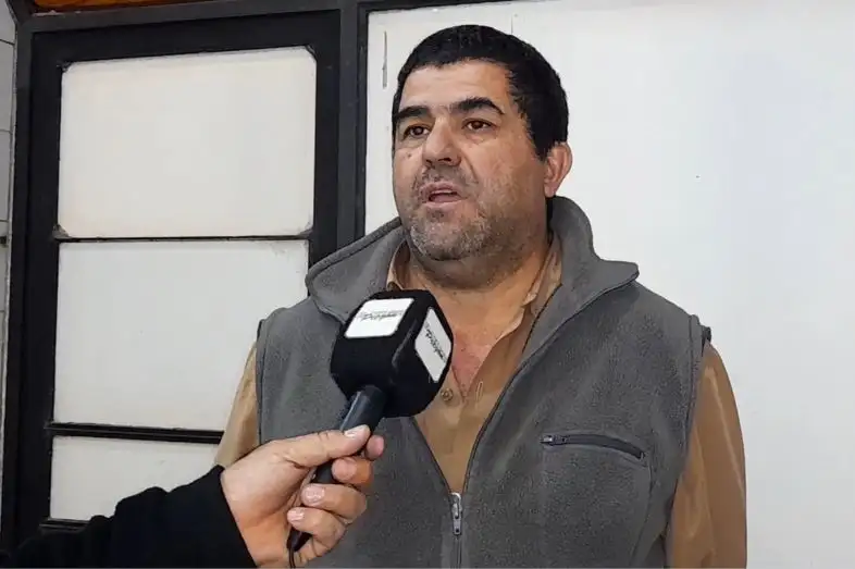 Emiliano Paredes.