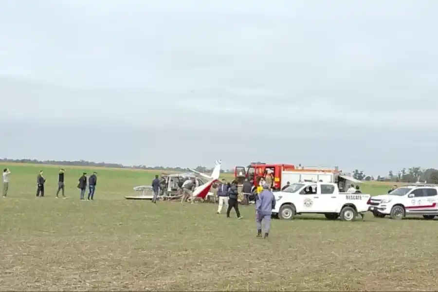 Tragedia en Chaco: cayó un avioneta en Charata y habría al menos un fallecido
