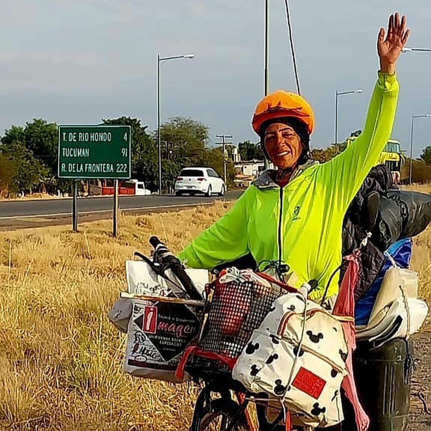 Toda la alegría de Teresita al llegar a Termas de Río Hondo.