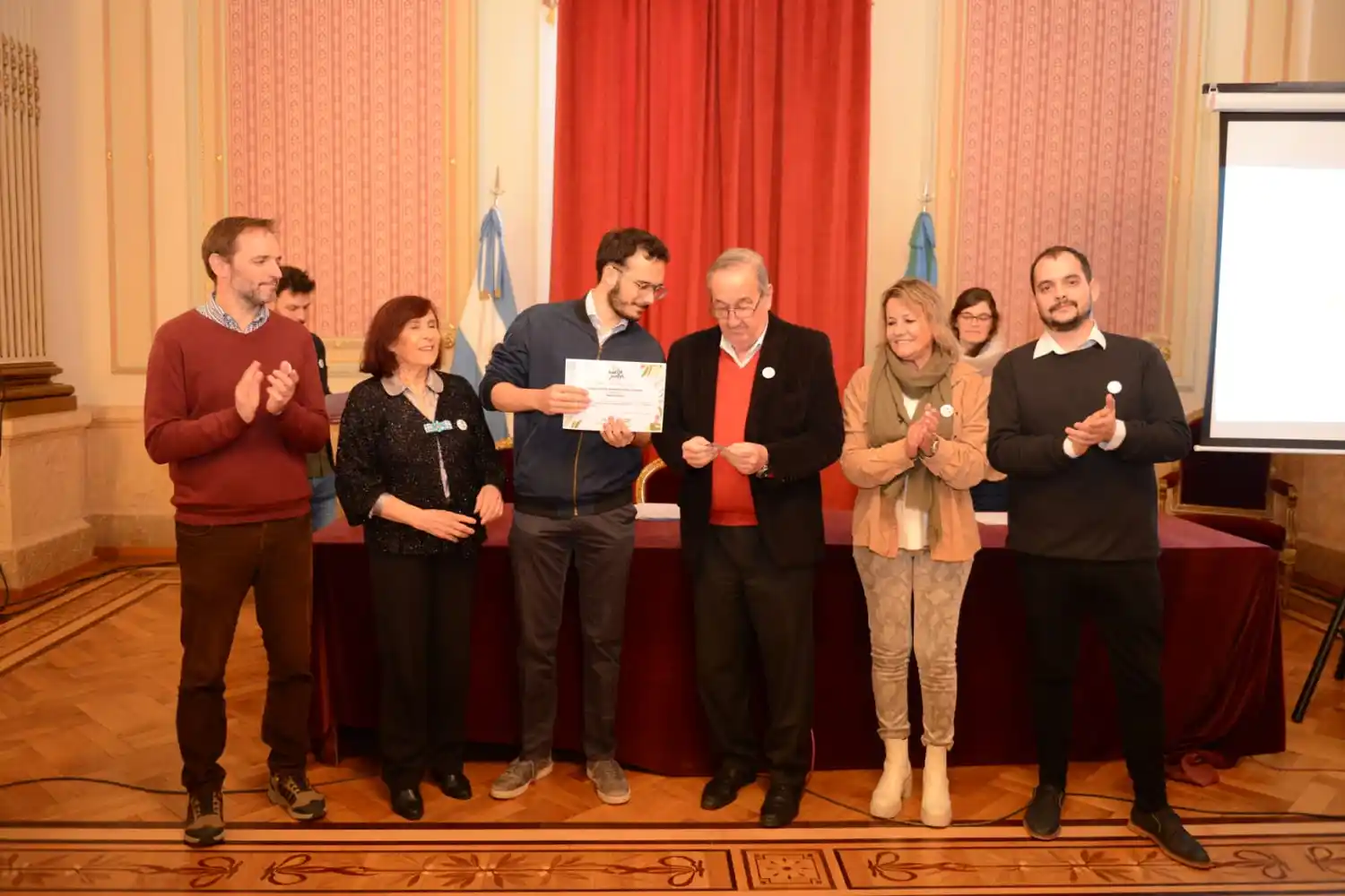 Entregaron certificados a todos los participantes del programa Huella joven