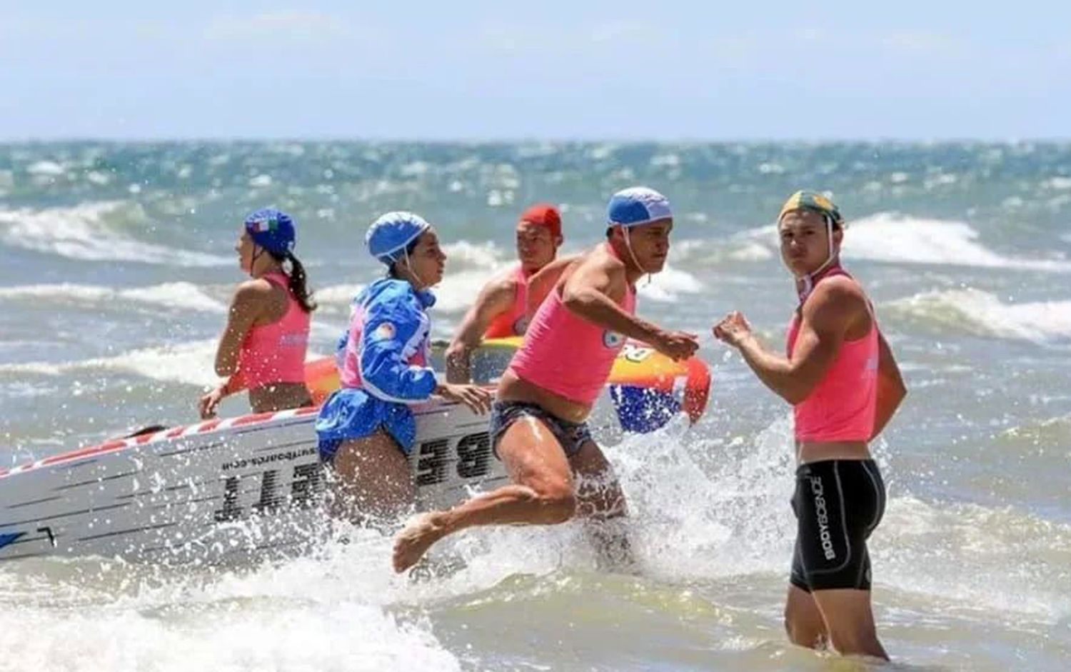 Segunda fecha del nacional de salvataje en Mar del Plata