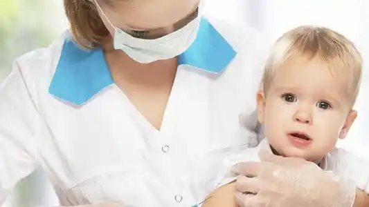 El foco está puesto en la baja adhesión a la vacuna contra el virus sincicial respiratorio (VSR), principal causante de esta enfermedad.