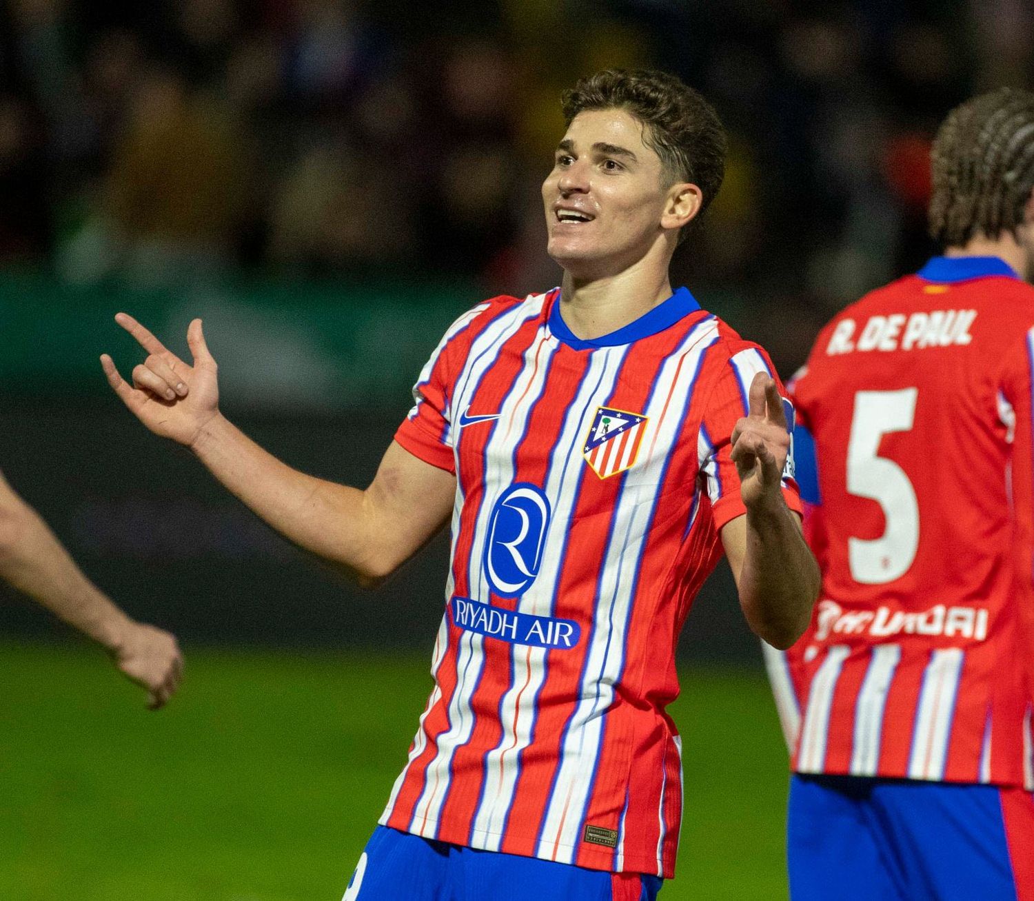 Julián Alvarez festeja el tercer gol del Atlético.