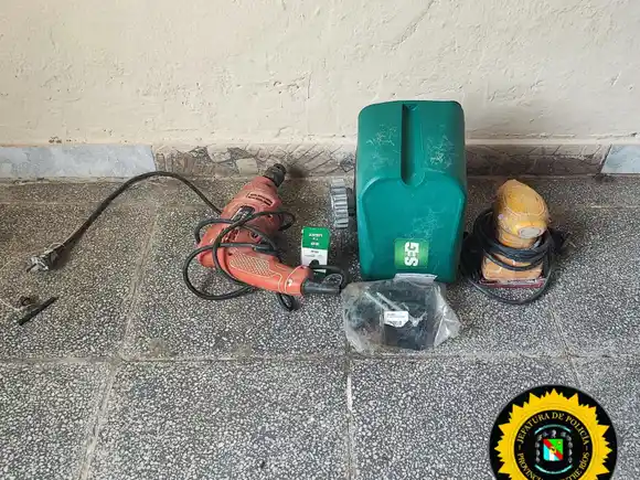 Detienen a un albañil acusado de hurtar herramientas