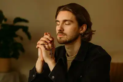 ¿Te dijeron que meditar era lo mejor? Probá con el Rosario