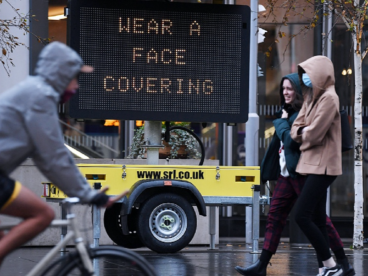 Inglaterra: pondrán en marcha un plan de testeos masivos rápidos