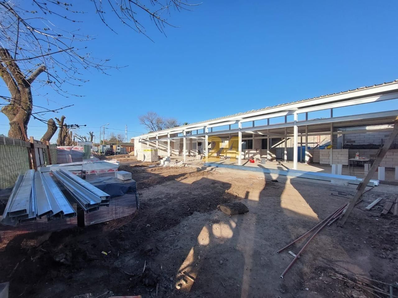 Enrico informó importantes avances en el nuevo edificio del Jardín 251 de San Gregorio
