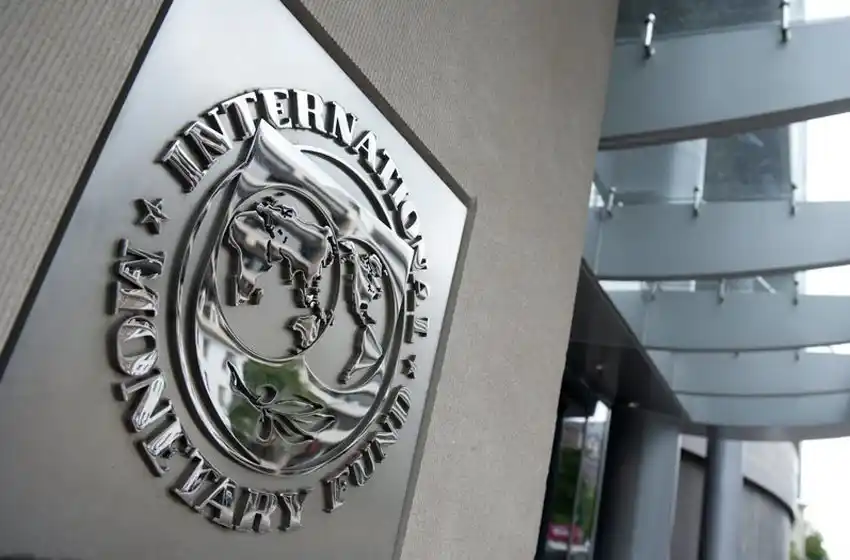 Economía: “El próximo acuerdo con el FMI tendría que ser el último”