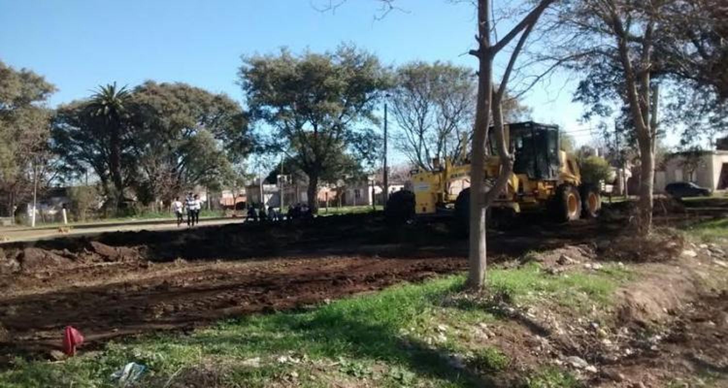 Construyen playón deportivo para el Merendero Benefectoras