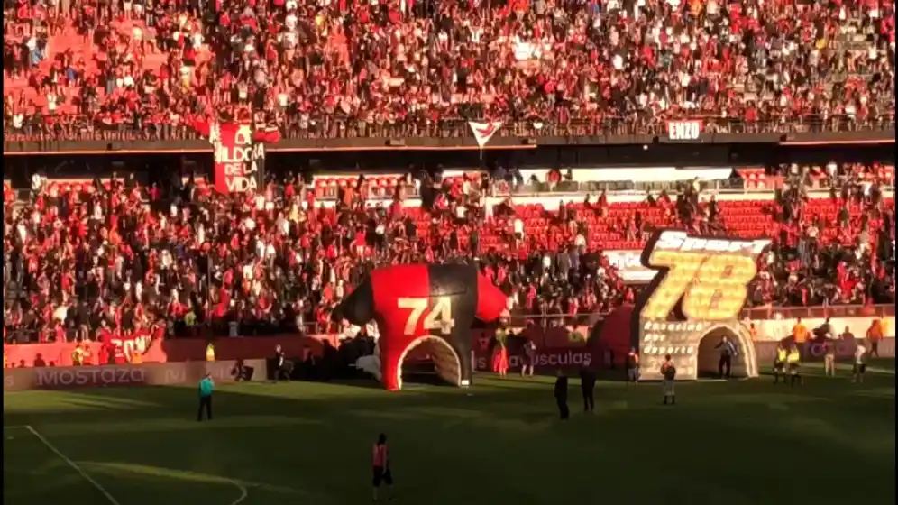 Hinchas de Colón provocaron destrozos en el Coloso tras descender: el balance del ministro Brilloni del operativo de seguridad
