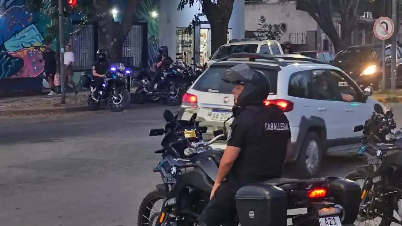 Los procedimientos se desarrollaron entre las 18 y las 21 horas, mediante intervenciones sorpresivas, por franjas horarias cortas y de modalidad semidinámica, en diferentes sectores del ejido urbano.