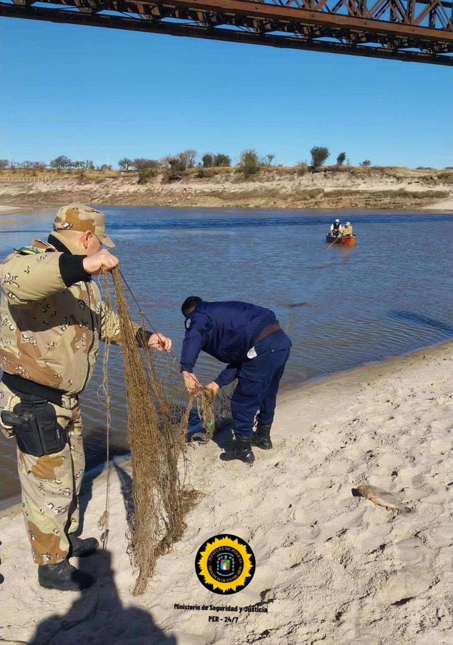 Importante cantidad de trasmallos ilegales fueron encontrados en el Río Gualeguay