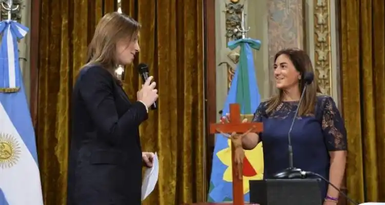 Causa aportantes truchos: Vidal se puso a disposición de la Justicia y desplazó a la contadora general