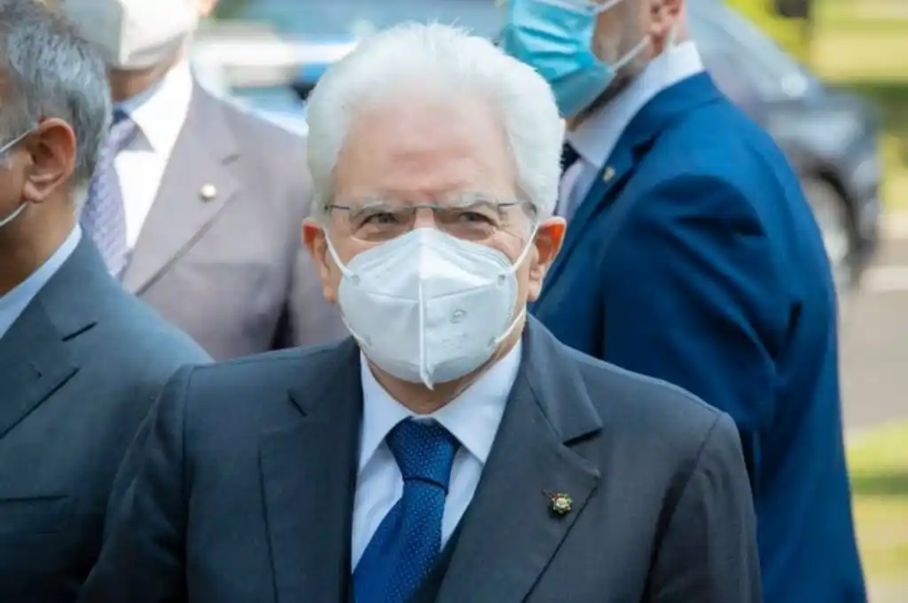 El Presidente de Italia definirá si encarga un nuevo Gobierno a Conte