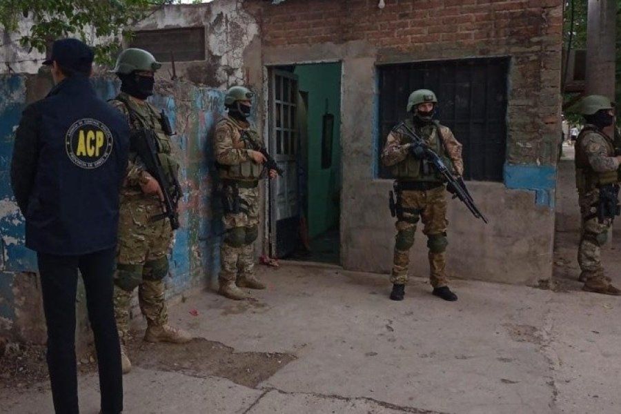 Santa Fe: Detienen a tres jefes policiales acusados de integrar una banda delictiva