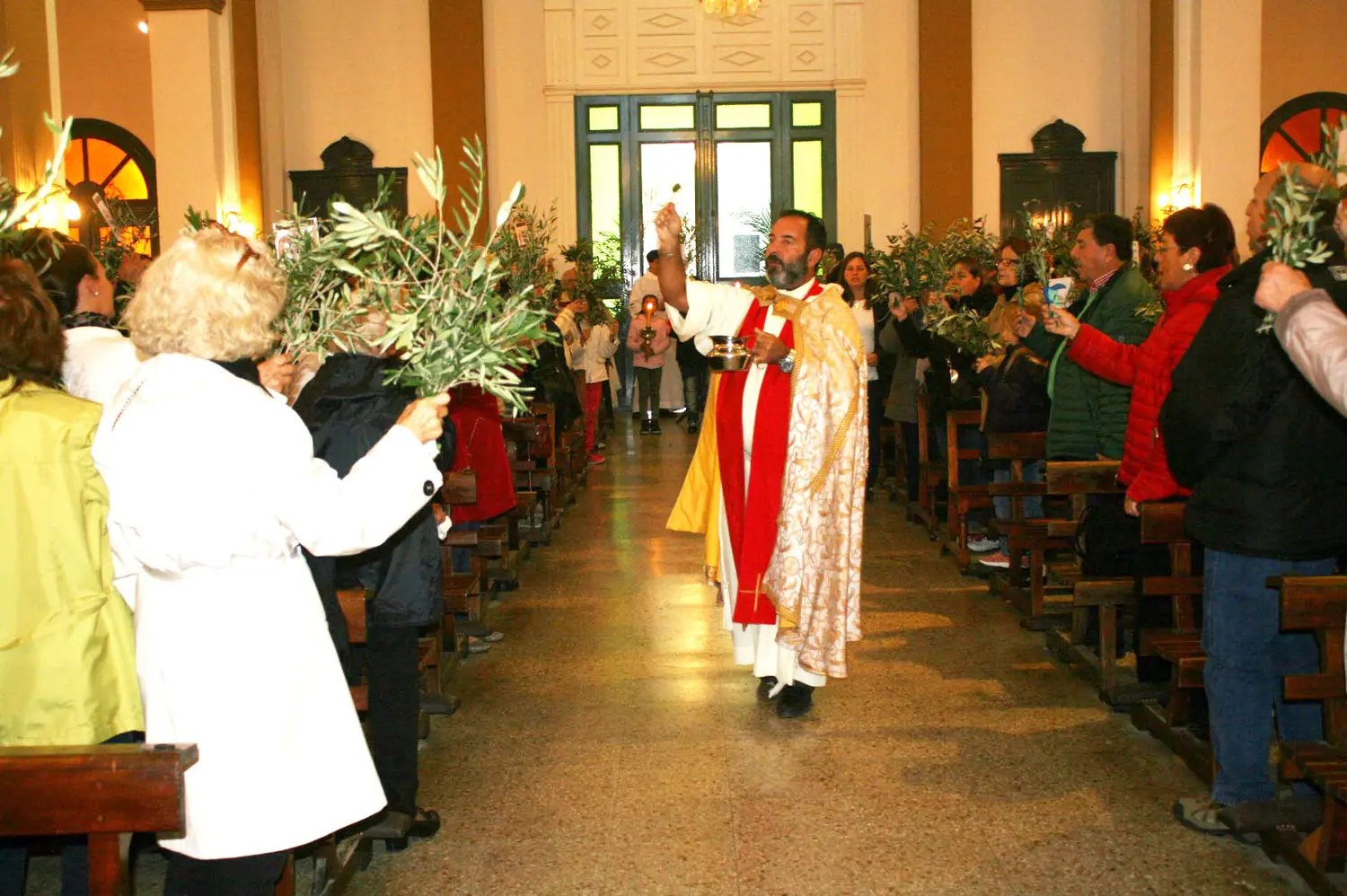 Las parroquias se preparan para el Domingo de Ramos