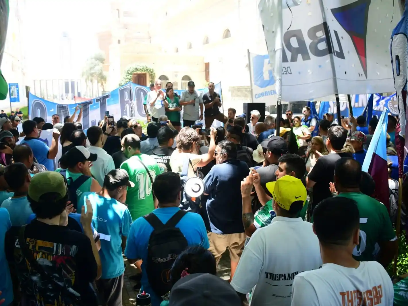 Dirigentes gremiales se expresaron en contra de la reforma laboral en las marchas convocadas en Rosario