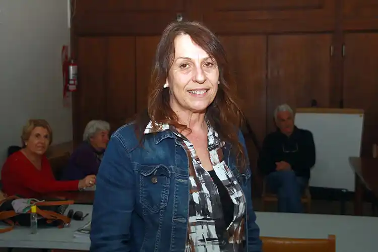 “La poesía saca las emociones y uno expresa sobre lo más sensible”