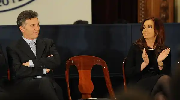 Macri-Cristina dos polos que se atraen para seguir viviendo