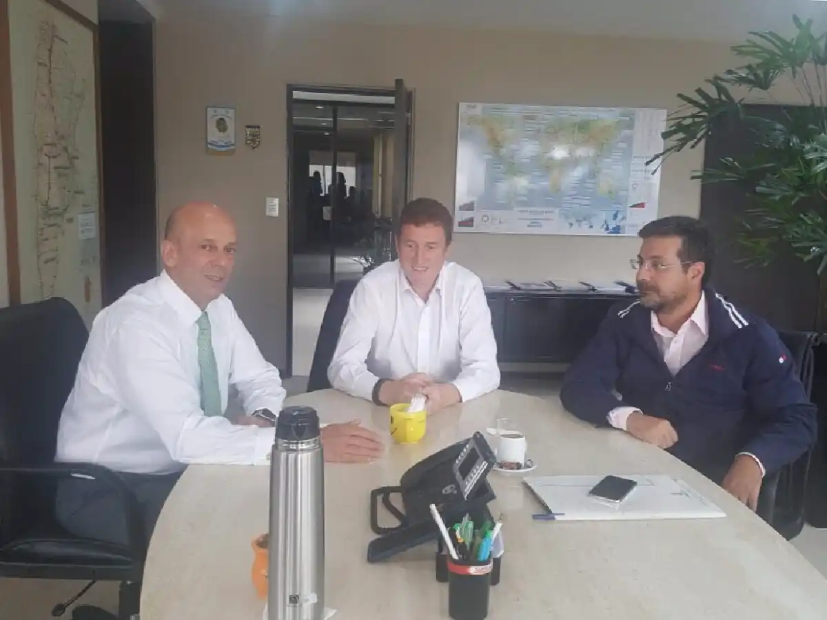 García Aresca gestiona mayor  cupo de gas natural para la ciudad 