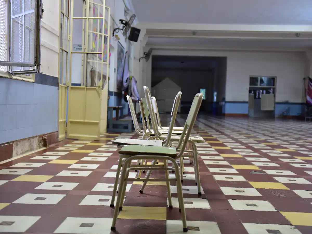 Las clases presenciales en las escuelas no comenzarán el 13 de abril