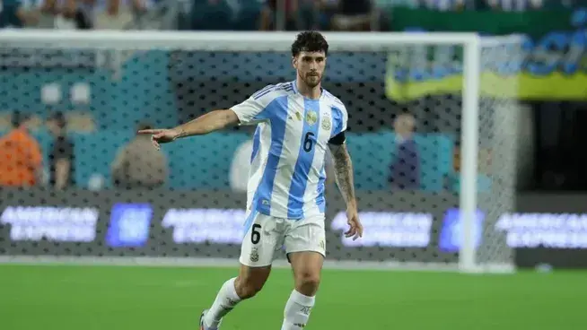 Scaloni definió al jugador 26: Marcos Senesi reemplazará a Balerdi en la Selección