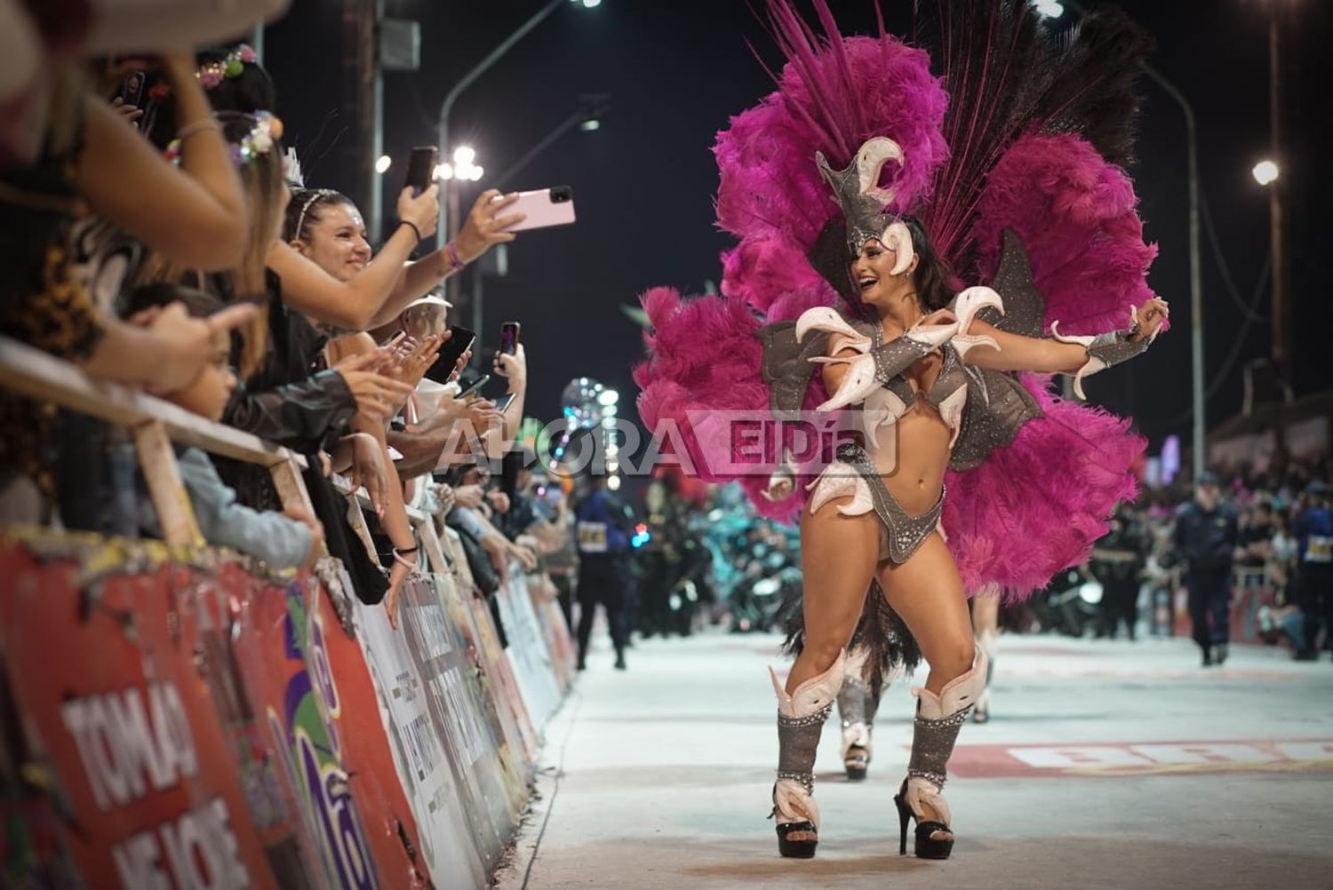 El Corsódromo a pleno: Se agotaron las entradas para la última noche de Carnaval