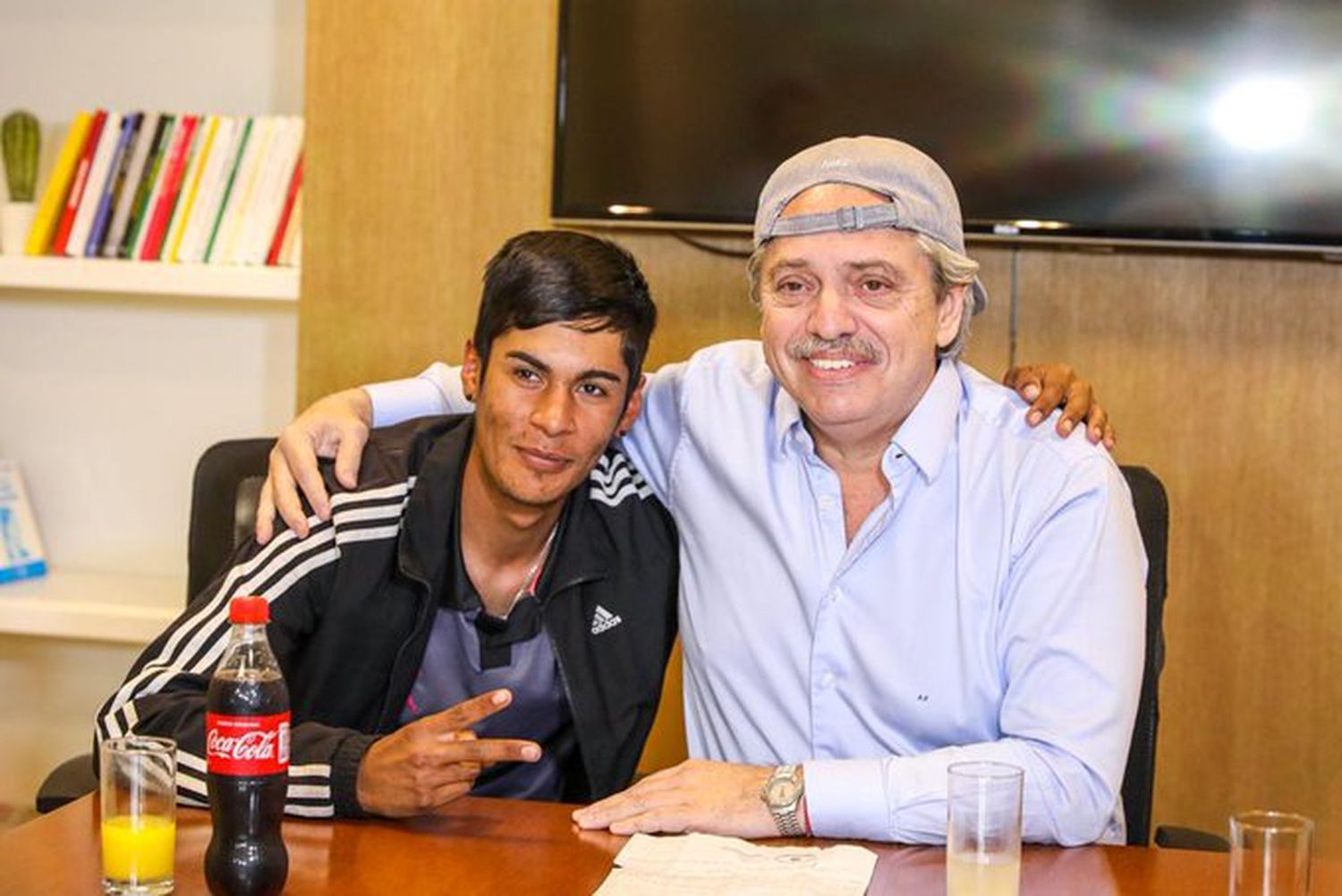 Alberto Fernández salió a bancar a un presidente de mesa que fue tratado de "pibe chorro" en Moreno