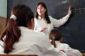 A los docentes