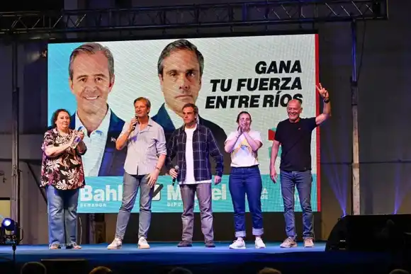 Fuerza Entre Ríos cerró su campaña en Villaguay